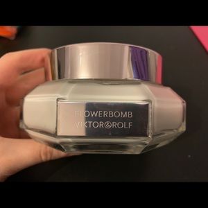 Viktor&Rolf Flowerbomb Cream